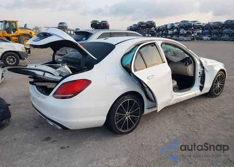 2020 Mercedes-Benz C 300 из США, поврежденный, VIN W1KWF8DB6LR574594